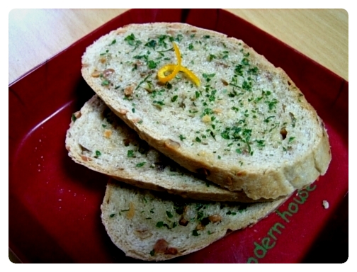 마늘빵이 맛있는 집 이미지