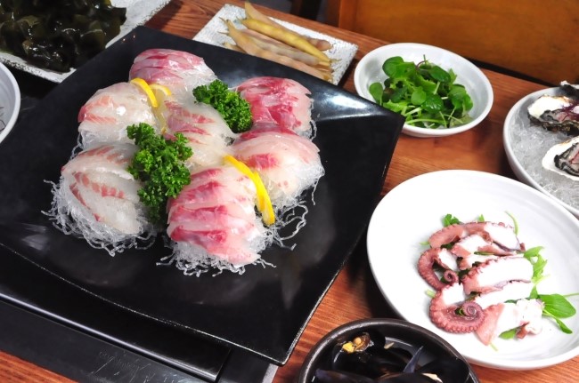 자연산회통영붕장어 이미지