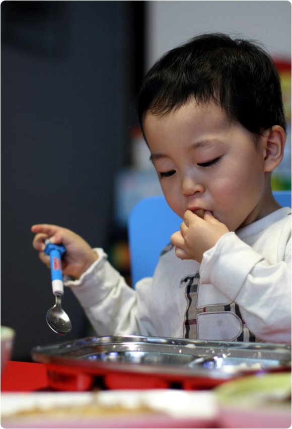 젓가락질잘해야만밥을먹나요 이미지