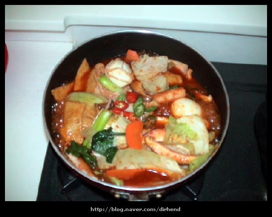 눈물떡볶이 이미지